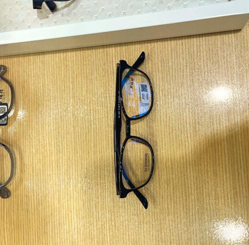 眼镜架生产厂家现状与发展趋势